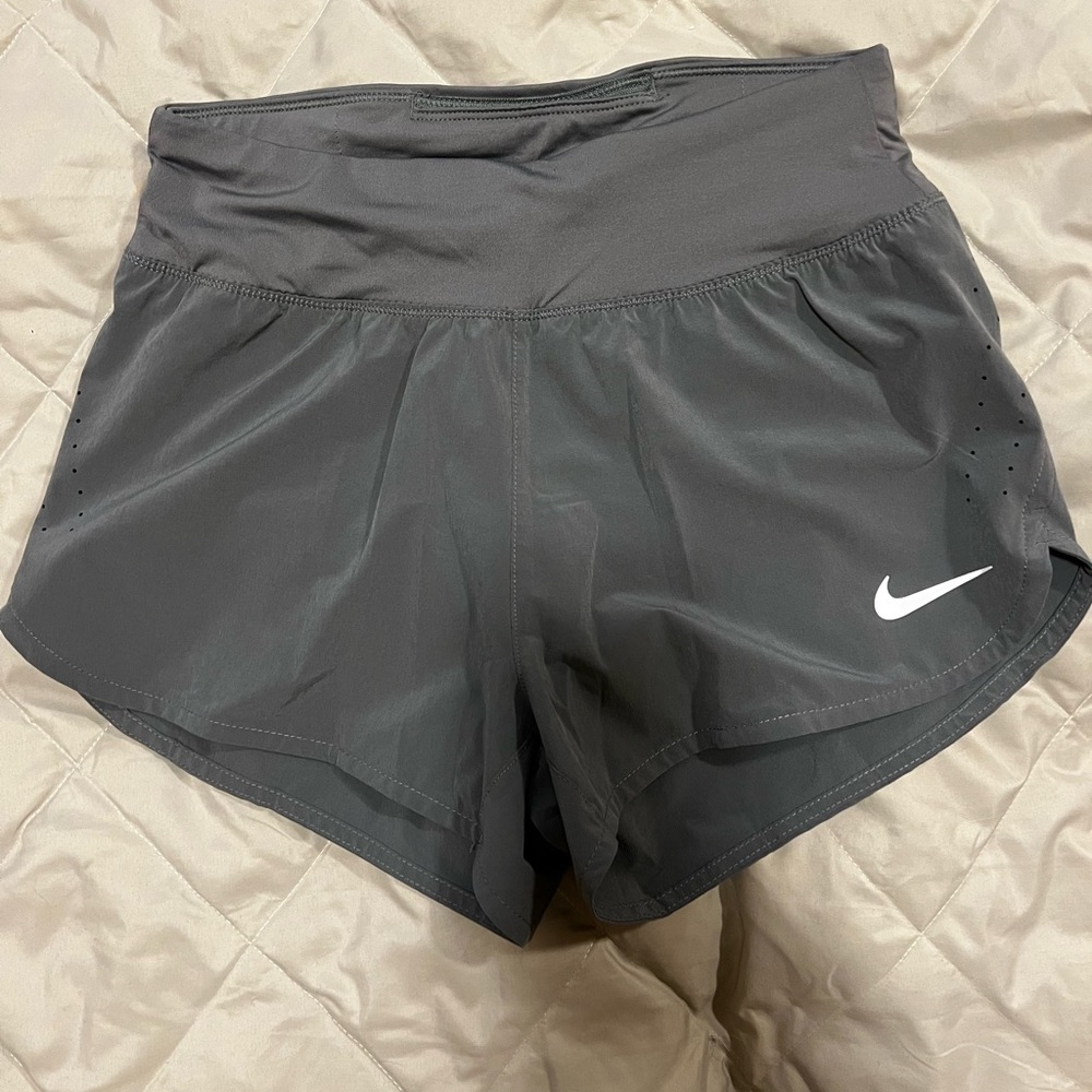 Women’s grey running shorts